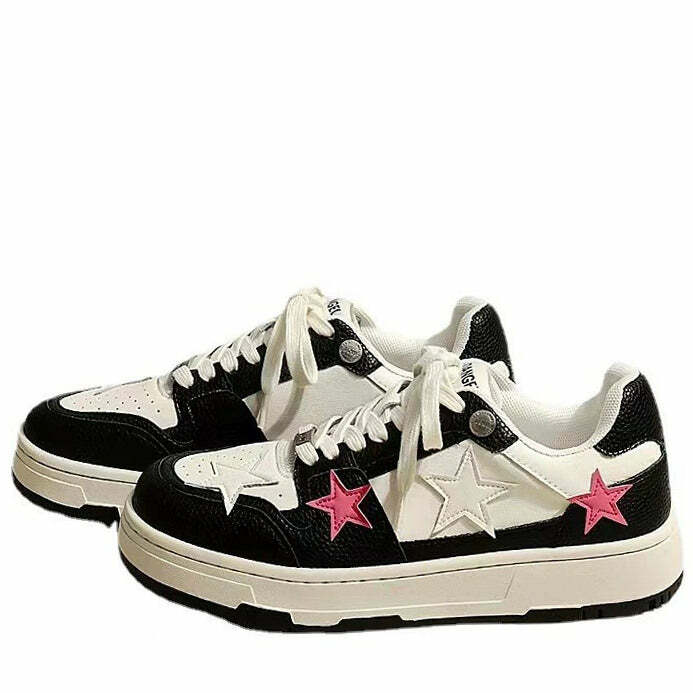 Bubblegum Pink Star Sneakers: Y2K Aesthetic Footwear for Trendy Looks