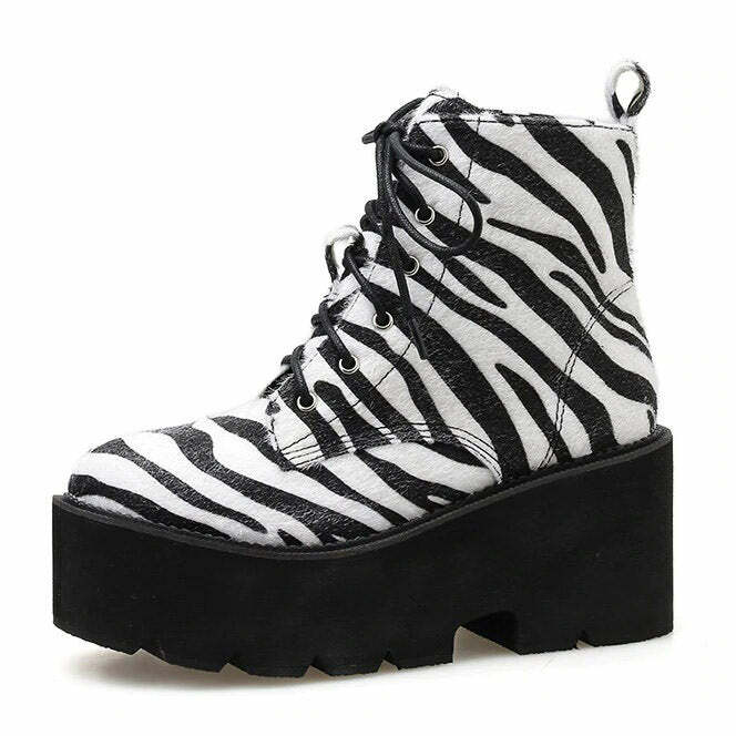 Call of the Wild Y2K Platform Boots for Grunge and Coquette Aesthetic