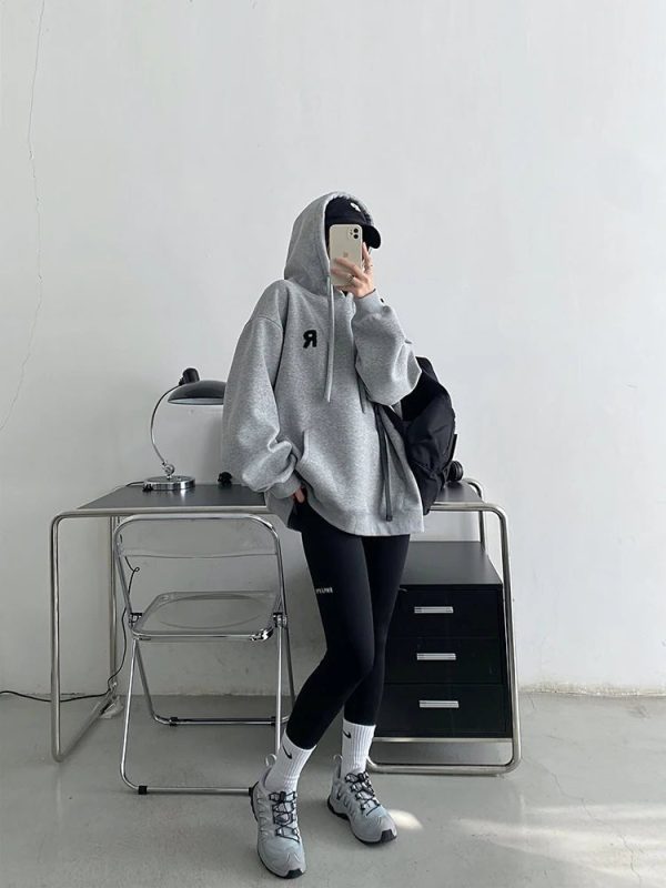 Chic Minimalist Pastel Hoodie for Y2K Aesthetic Lovers