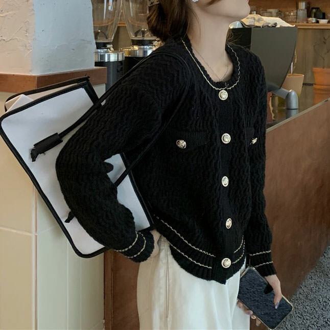 Chic Old Money Aesthetic Cardigan for Y2K and Preppy Style Lovers