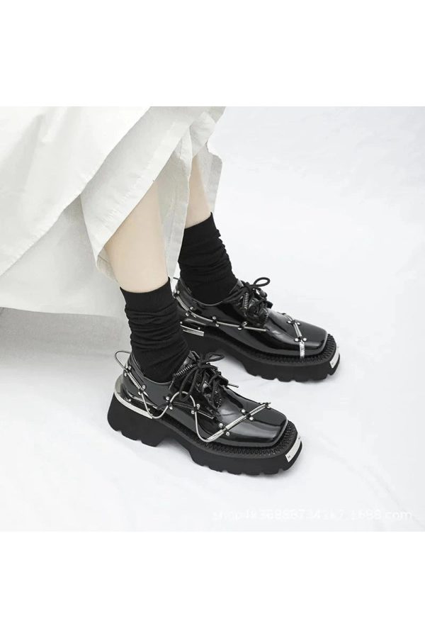 Chic Patent Leather Oxford Shoes for Y2K Aesthetic & Preppy Style