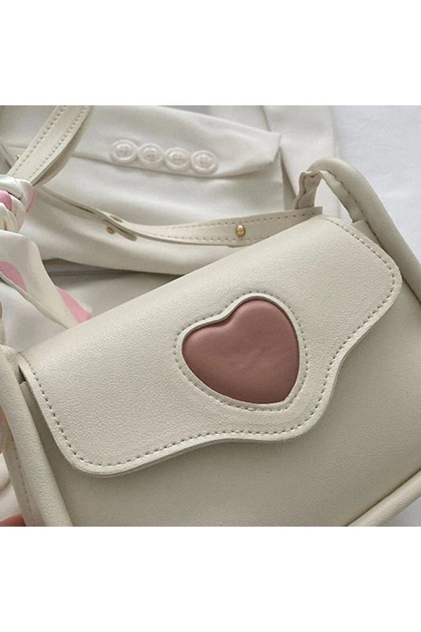 Chic Sweetheart Charm Shoulder Bag for Y2K Aesthetic Lovers