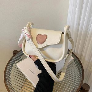 Chic Sweetheart Charm Shoulder Bag for Y2K Aesthetic Lovers