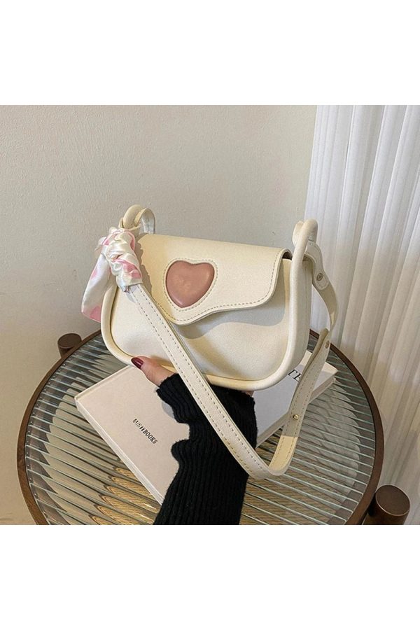 Chic Sweetheart Charm Shoulder Bag for Y2K Aesthetic Lovers