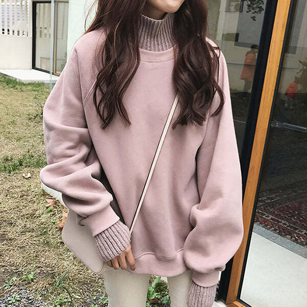 Cozy High Neck Sweatshirt in Y2K Style for Aesthetic Outfits