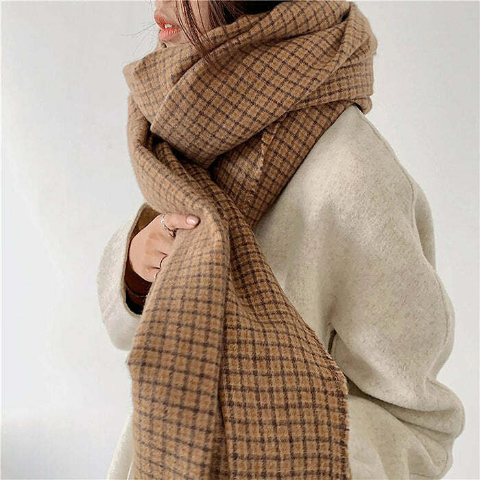 Cozy Y2K Plaid Scarf for Fall Aesthetic and Comfy Outfits