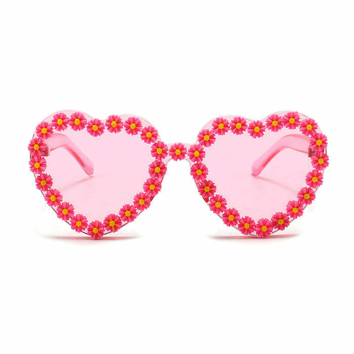 Daisy Heart Sunglasses - Y2K Aesthetic Cute Accessory for Trendy Outfits