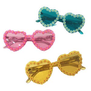 Daisy Heart Sunglasses - Y2K Aesthetic Cute Accessory for Trendy Outfits