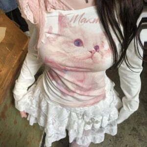 Dreamy Feline Graphic Top - Y2K Aesthetic Cute Hoodie for Cozy Vibes