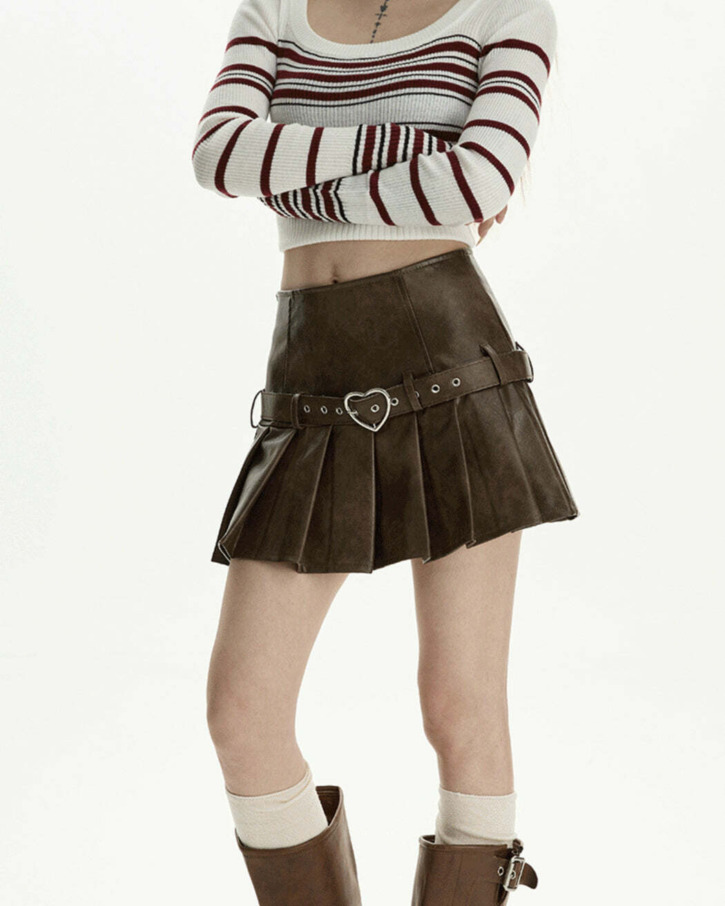 Love Bites Y2K Leather Pleated Skirt for Grunge and Coquette Aesthetic