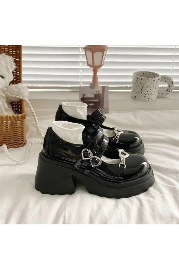 Midnight Heart Chain Platform Shoes - Y2K Aesthetic Grunge Style Footwear