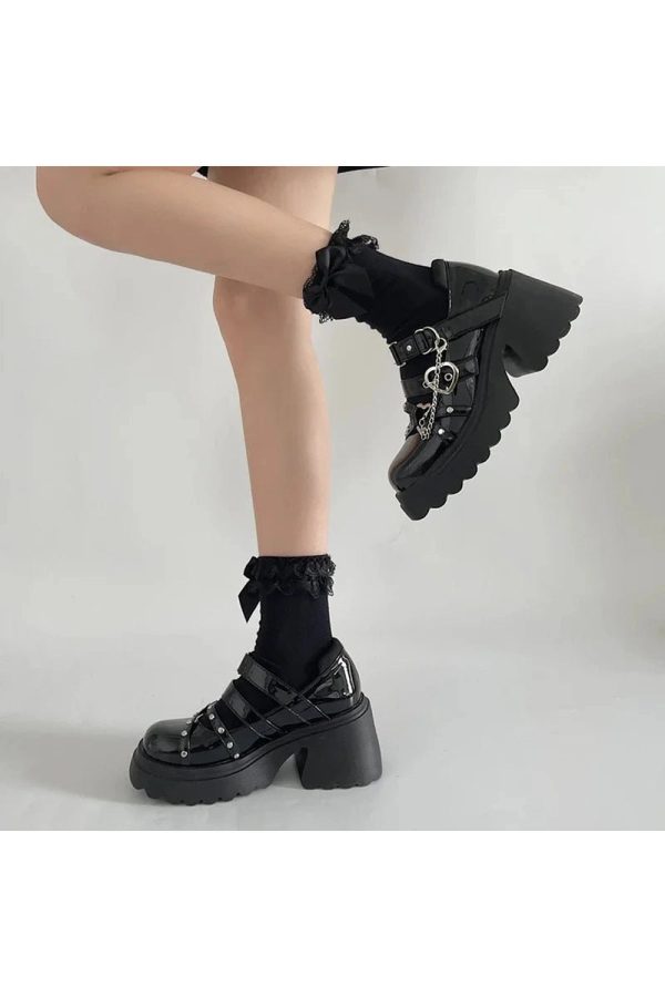 Midnight Heart Chain Platform Shoes - Y2K Aesthetic Grunge Style Footwear