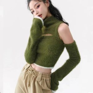 Mossy Cutout Fuzzy Crop Top - Y2K Aesthetic Cute Top for Cozy Vibes