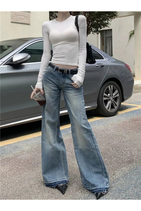 Retro High-Waisted Wide-Leg Jeans for Y2K Aesthetic and Grunge Style