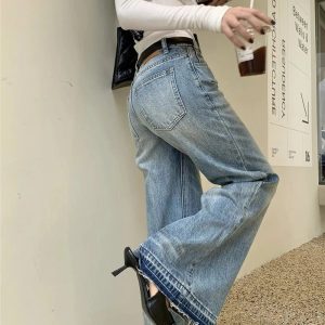 Retro High-Waisted Wide-Leg Jeans for Y2K Aesthetic and Grunge Style