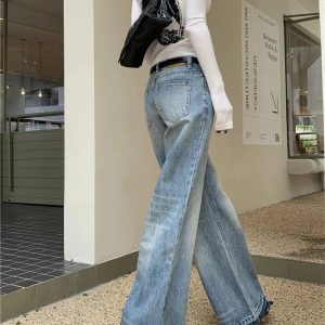 Retro High-Waisted Wide-Leg Jeans for Y2K Aesthetic and Grunge Style