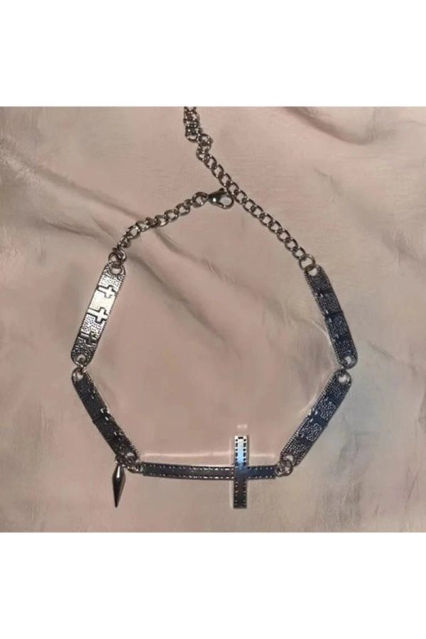 Silver Cross Spike Choker - Y2K Aesthetic Jewelry for Grunge Style