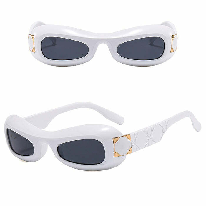 Trendy Chunky Oval Sunglasses for Y2K Aesthetic and Grunge Style