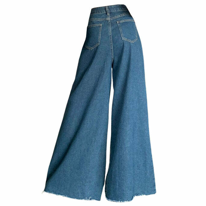 Trendy Y2K Flare Jeans for a Chic Grunge or Coquette Aesthetic