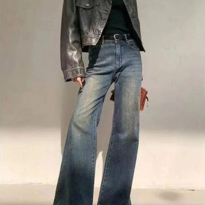 Vintage Horizon Flare Jeans - Y2K Aesthetic with a Grunge Twist