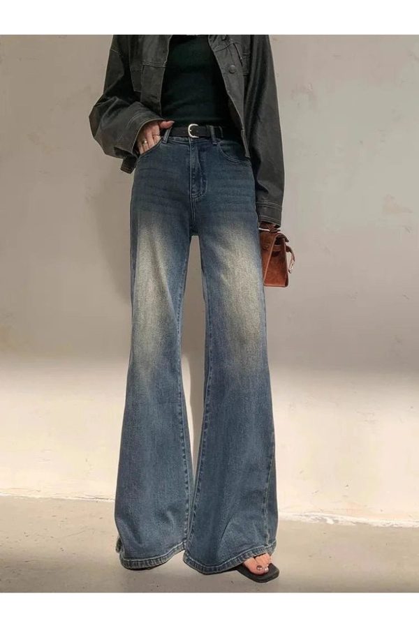 Vintage Horizon Flare Jeans - Y2K Aesthetic with a Grunge Twist