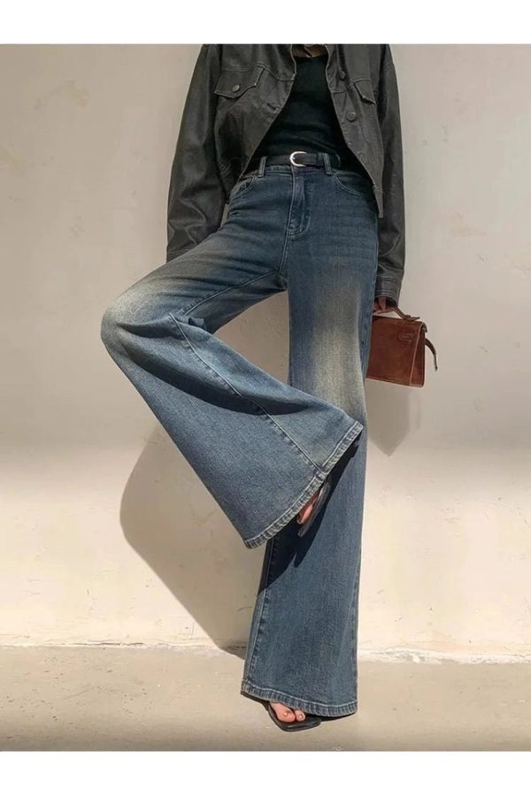 Vintage Horizon Flare Jeans - Y2K Aesthetic with a Grunge Twist