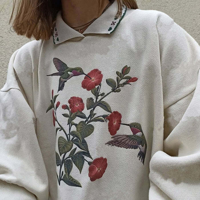 Vintage Hummingbird Sweatshirt - Y2K Aesthetic Comfy Hoodie for Fall