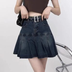 Vintage Pleated Denim Mini Skirt for Y2K Aesthetic and Grunge Style