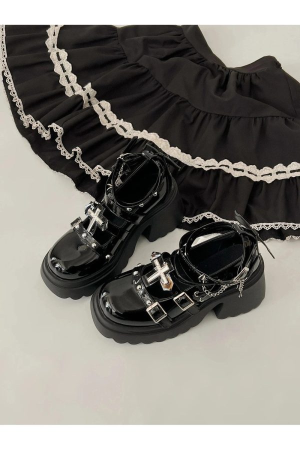 Y2K Aesthetic Dark Angel Chain Strap Shoes for Grunge and Coquette Style