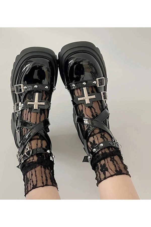 Y2K Aesthetic Dark Angel Chain Strap Shoes for Grunge and Coquette Style