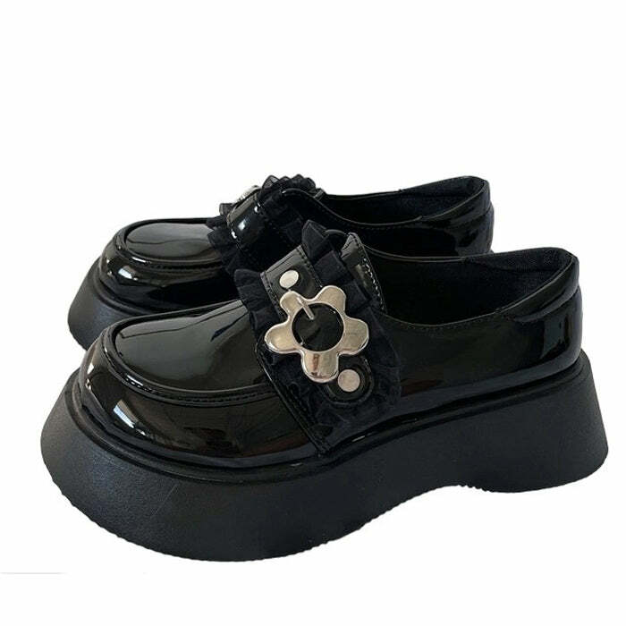 Y2K Aesthetic Flower Buckle Chunky Platform Shoes for Trendy Outfits