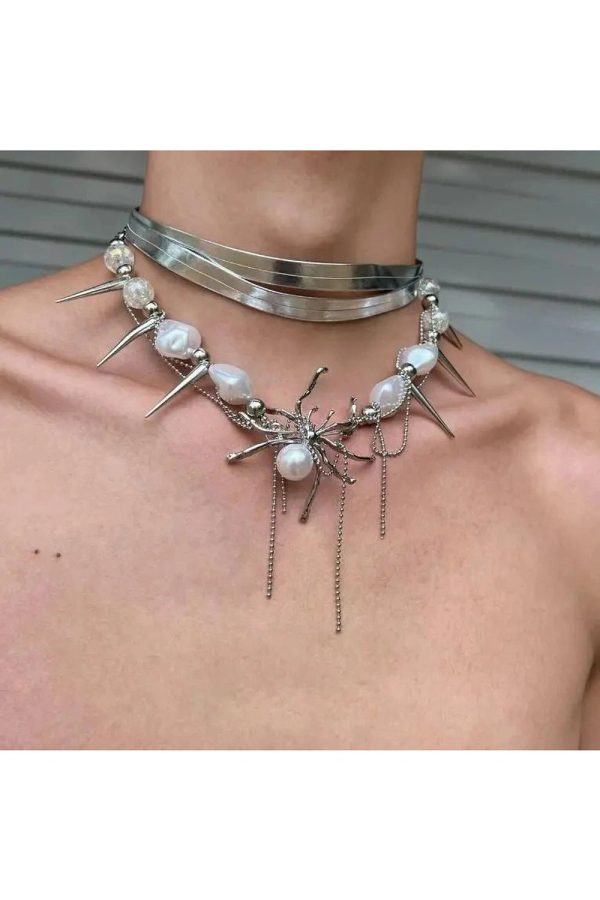 Y2K Aesthetic Spider Queen Pearl Spike Choker for Grunge & Coquette Style