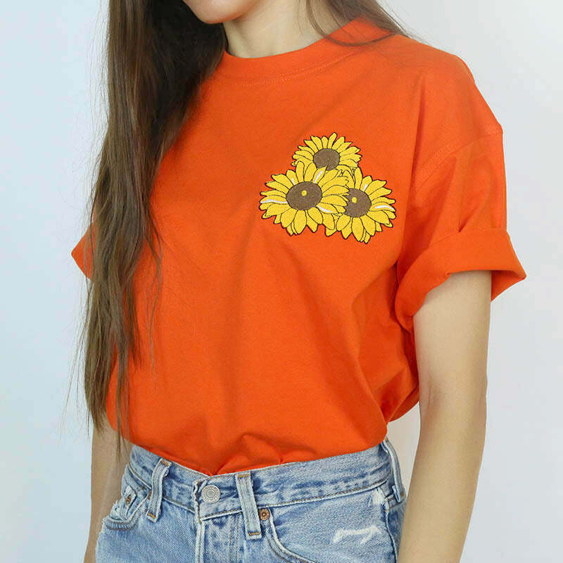 Y2K Aesthetic Sunflower T-Shirt for Cute and Comfy Outfits