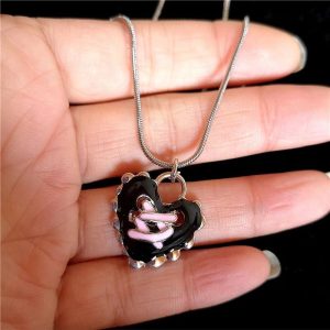 Y2K Dark Romance Heart Corset Necklace - Aesthetic Jewelry Piece