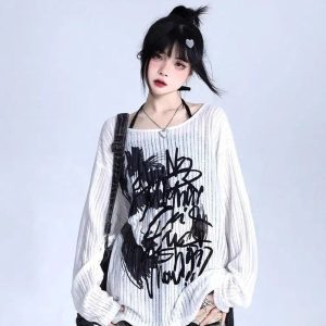 Y2K Graffiti Street Style Oversized Hoodie for Trendy Aesthetic Looks