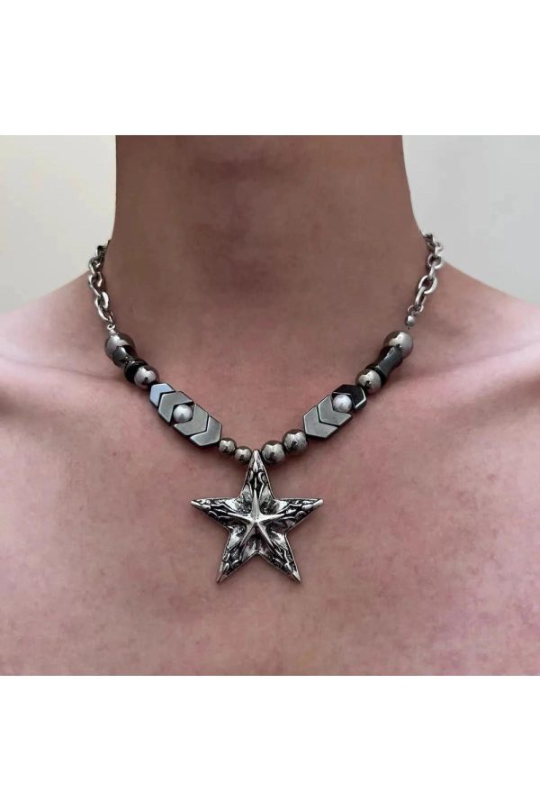 Y2K Spiked Heart Chain Choker for Grunge and Coquette Aesthetic Styles