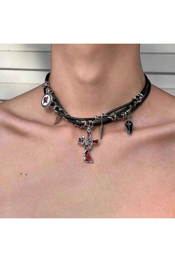 Y2K Spiked Heart Chain Choker for Grunge and Coquette Aesthetic Styles