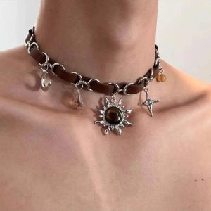 Y2K Spiked Heart Chain Choker for Grunge and Coquette Aesthetic Styles