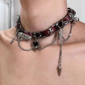 Y2K Spiked Heart Chain Choker for Grunge and Coquette Aesthetic Styles